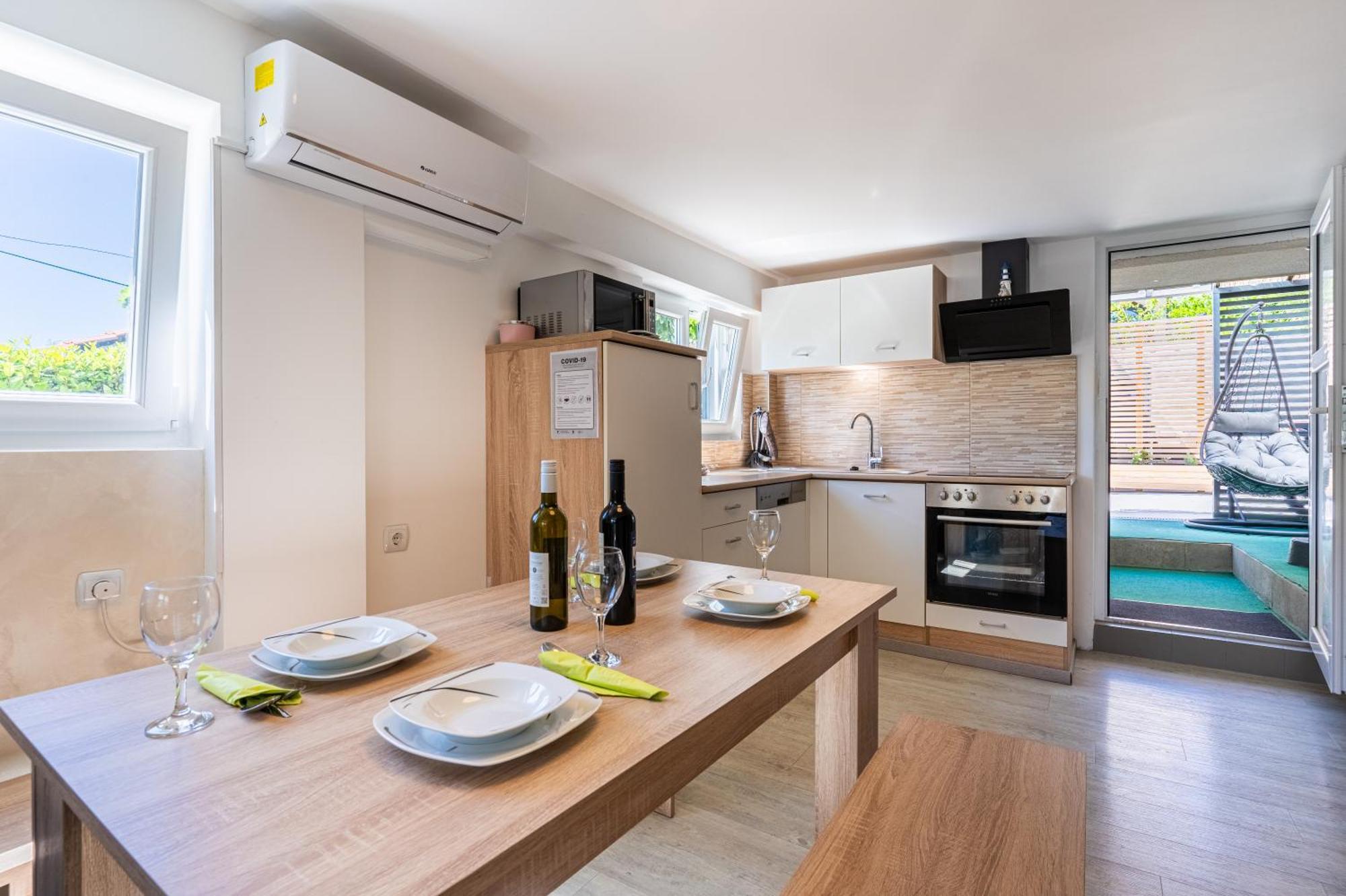 Kuca Matanovic Apartment Крес Екстериор снимка