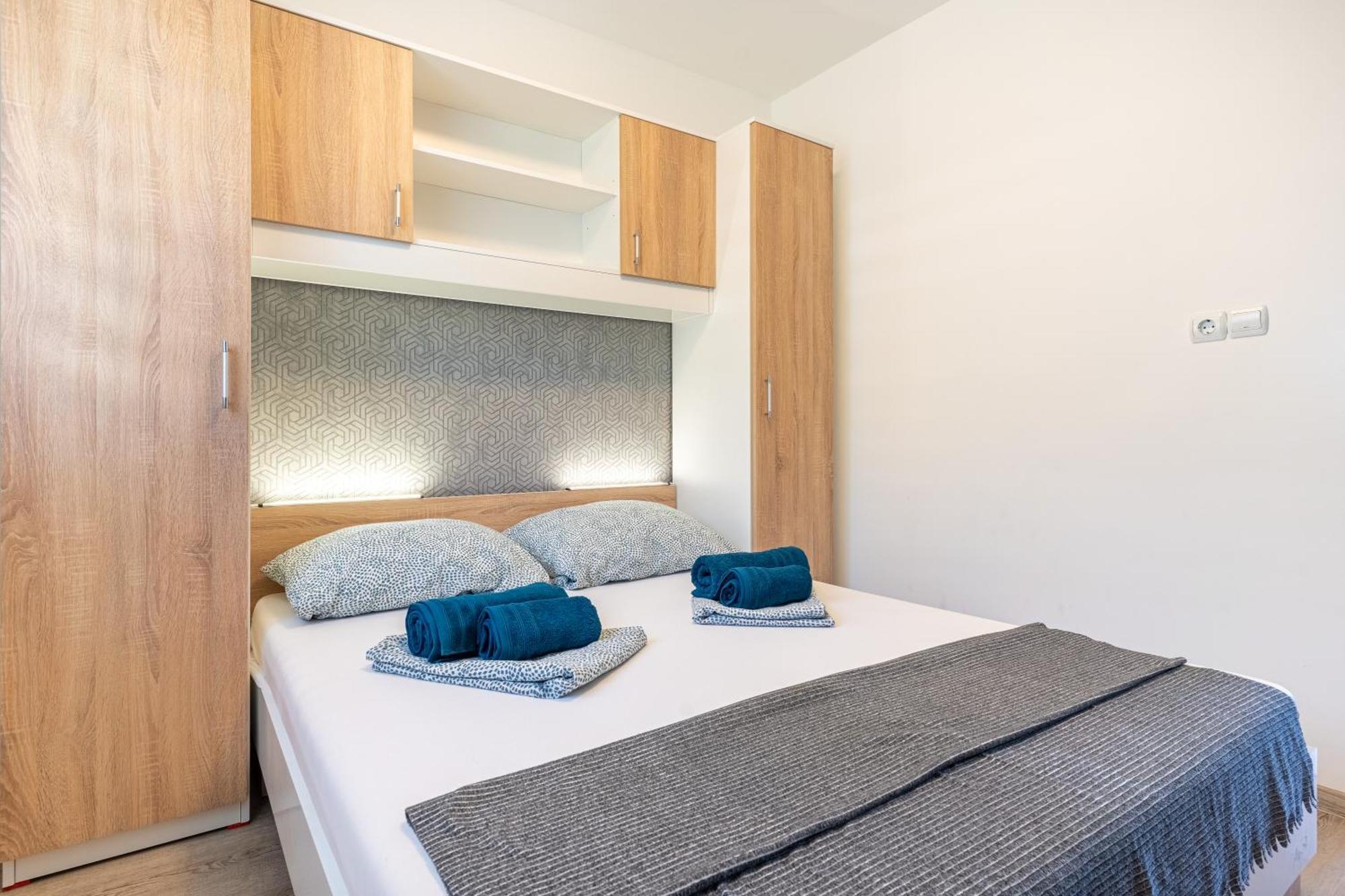 Kuca Matanovic Apartment Крес Екстериор снимка